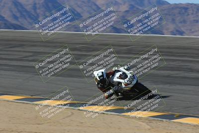 media/Mar-21-2025-CVMA Friday Practice (Fri) [[30cd4fe323]]/3-Racer 2/Session 2 (Bowl)/